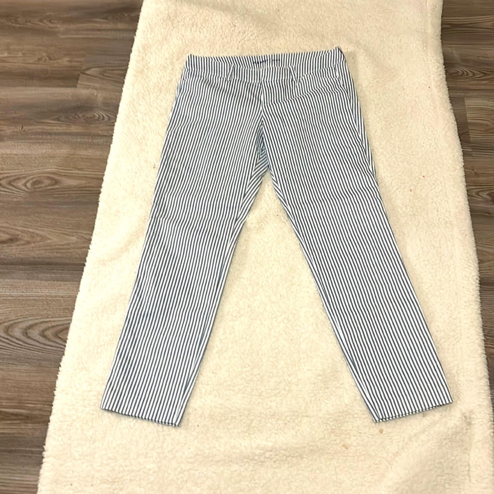 Fun pixie striped pants, size 2